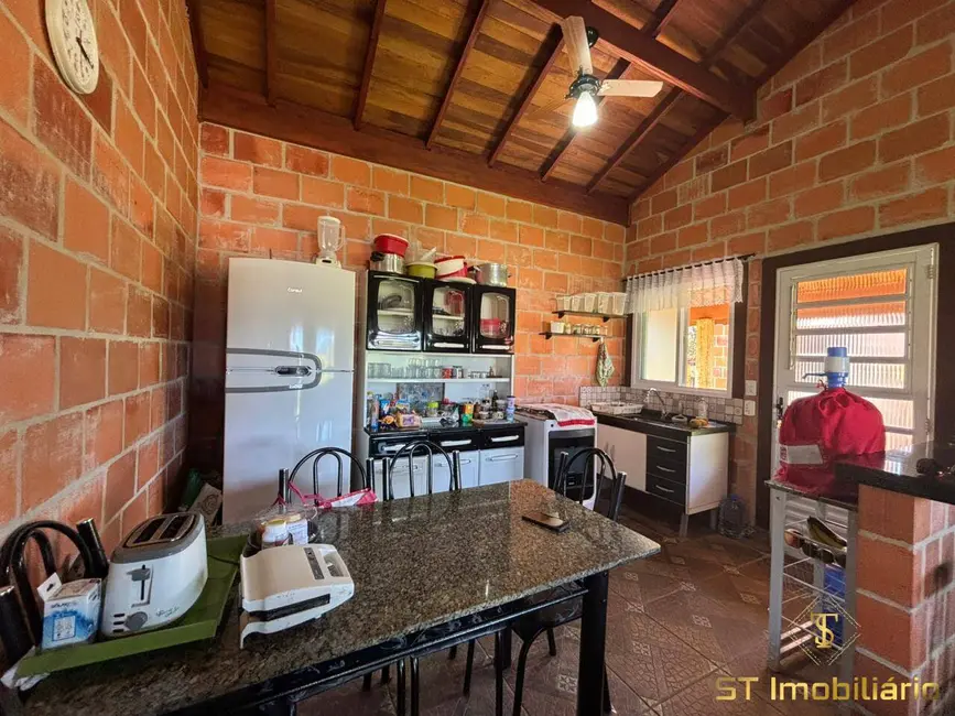 Foto 6 de Chácara com 3 quartos à venda, 1200m2 em Bom Jesus Dos Perdoes - SP