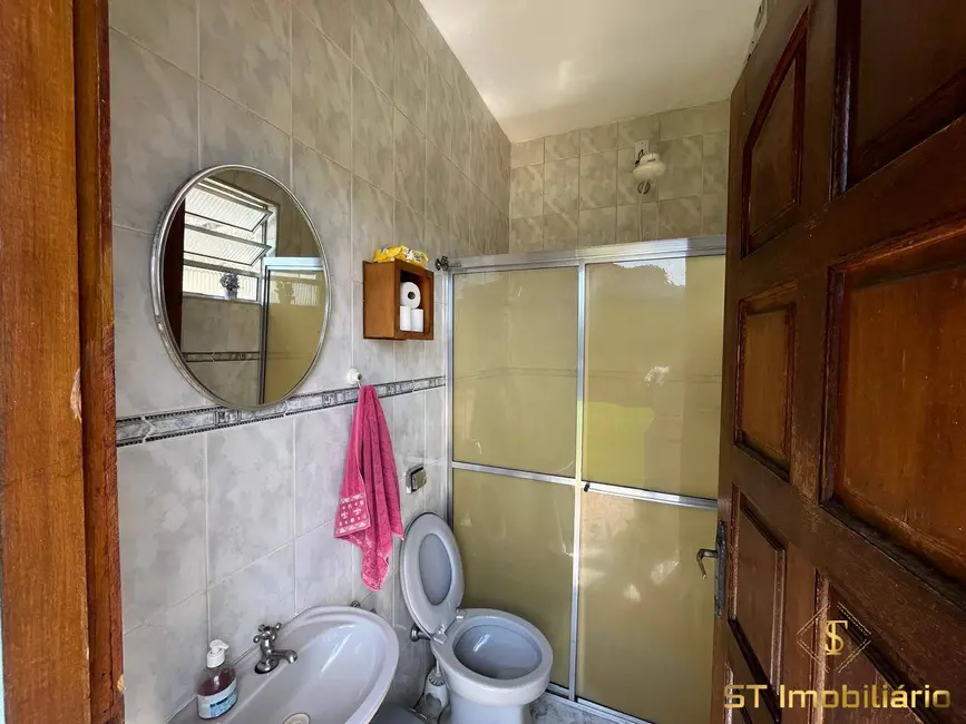 Chácara com 3 quartos à venda e para alugar, 807m2 em Ressaca, Atibaia - SP - imagem 5 Foto 5 de Chácara com 3 quartos à venda e para alugar, 807m2 em Ressaca, Atibaia - SP