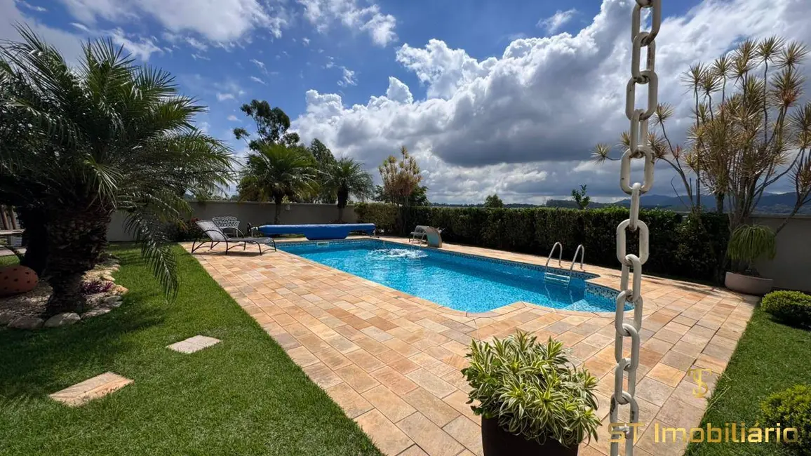 Foto 3 de Casa com 3 quartos à venda e para alugar, 750m2 em Mairipora - SP