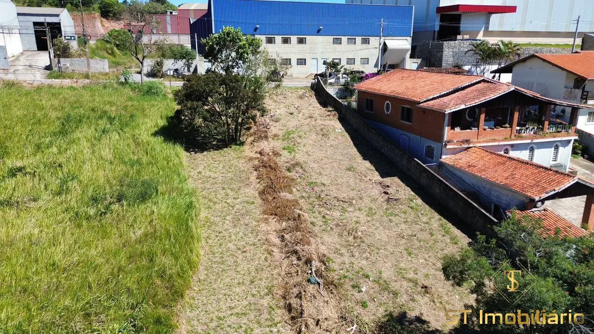 Foto 1 de Terreno / Lote à venda, 800m2 em Mairipora - SP