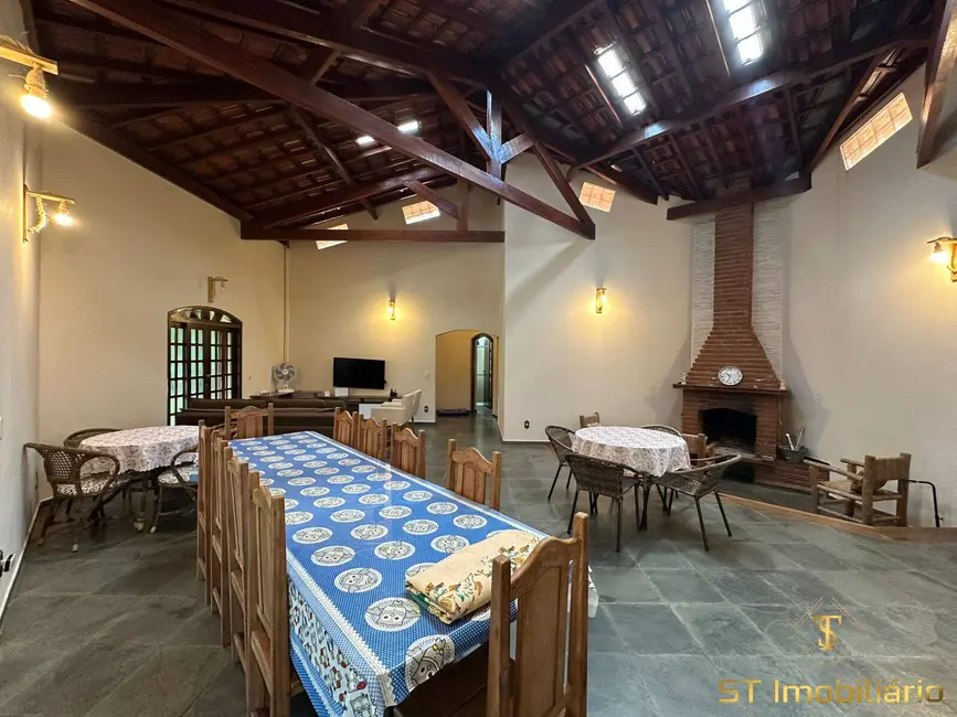 Foto 9 de Chácara com 8 quartos à venda, 5000m2 em Piracaia - SP