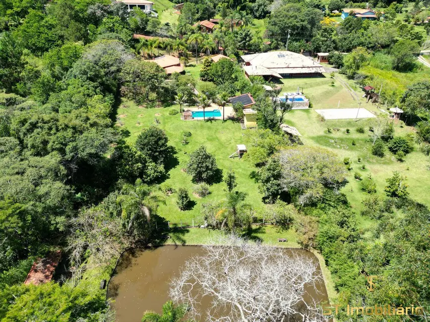 Foto 3 de Chácara com 8 quartos à venda, 5000m2 em Piracaia - SP