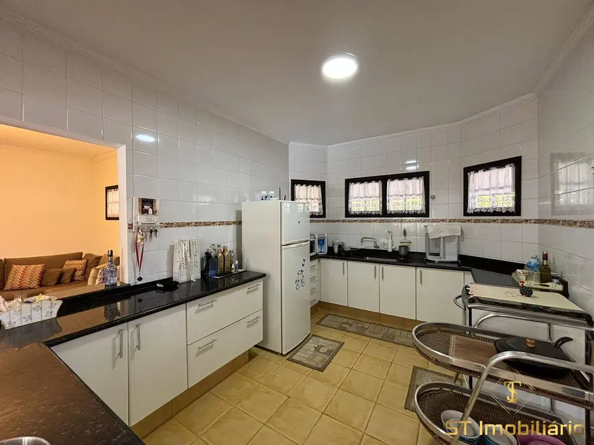 Foto 9 de Chácara com 3 quartos à venda, 1000m2 em Piracaia - SP