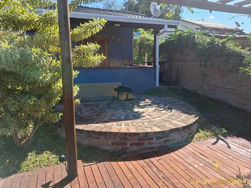 Chácara com 3 quartos à venda, 1513m2 em Atibaia - SP - imagem 7 Foto 7 de Chácara com 3 quartos à venda, 1513m2 em Atibaia - SP