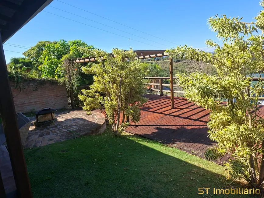 Chácara com 3 quartos à venda, 1513m2 em Atibaia - SP - imagem 6 Foto 6 de Chácara com 3 quartos à venda, 1513m2 em Atibaia - SP