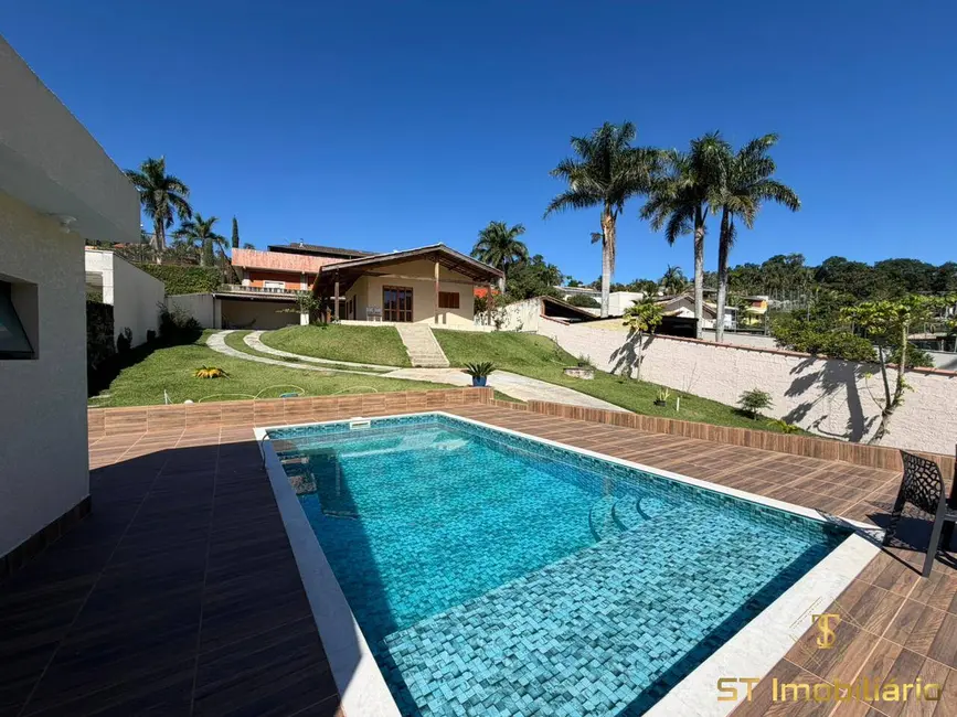 Foto 1 de Chácara com 4 quartos à venda, 950m2 em Bom Jesus Dos Perdoes - SP
