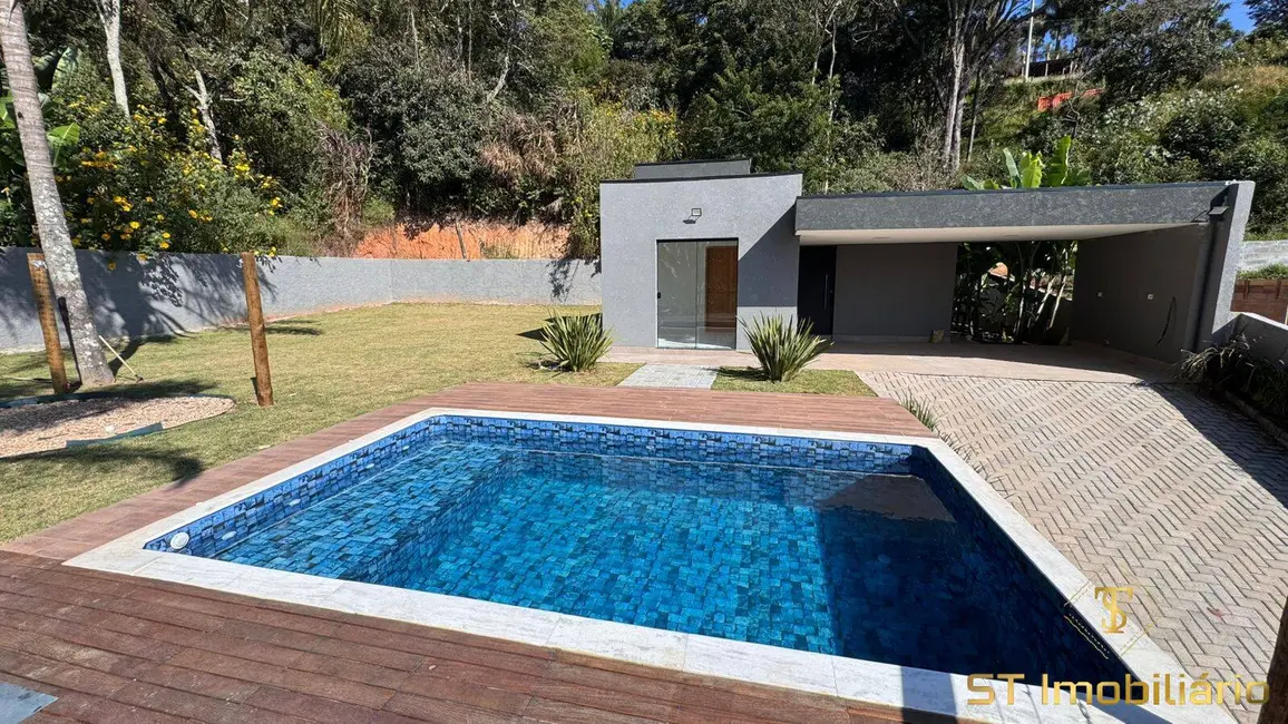 Chácara com 3 quartos à venda, 600m2 em Portão, Atibaia - SP - imagem 3 Foto 3 de Chácara com 3 quartos à venda, 600m2 em Portão, Atibaia - SP