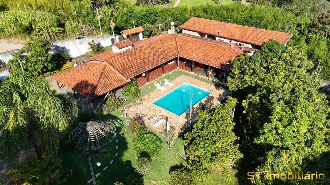 Foto 1 de Chácara com 3 quartos à venda, 8000m2 em Rio Abaixo, Atibaia - SP