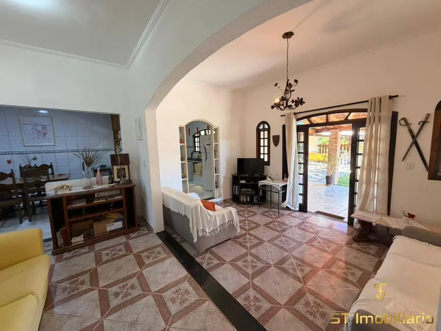 Chácara com 2 quartos à venda, 1334m2 em Bom Jesus Dos Perdoes - SP - imagem 8 Foto 8 de Chácara com 2 quartos à venda, 1334m2 em Bom Jesus Dos Perdoes - SP