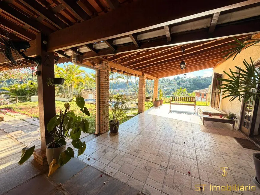 Chácara com 2 quartos à venda, 1334m2 em Bom Jesus Dos Perdoes - SP - imagem 7 Foto 7 de Chácara com 2 quartos à venda, 1334m2 em Bom Jesus Dos Perdoes - SP