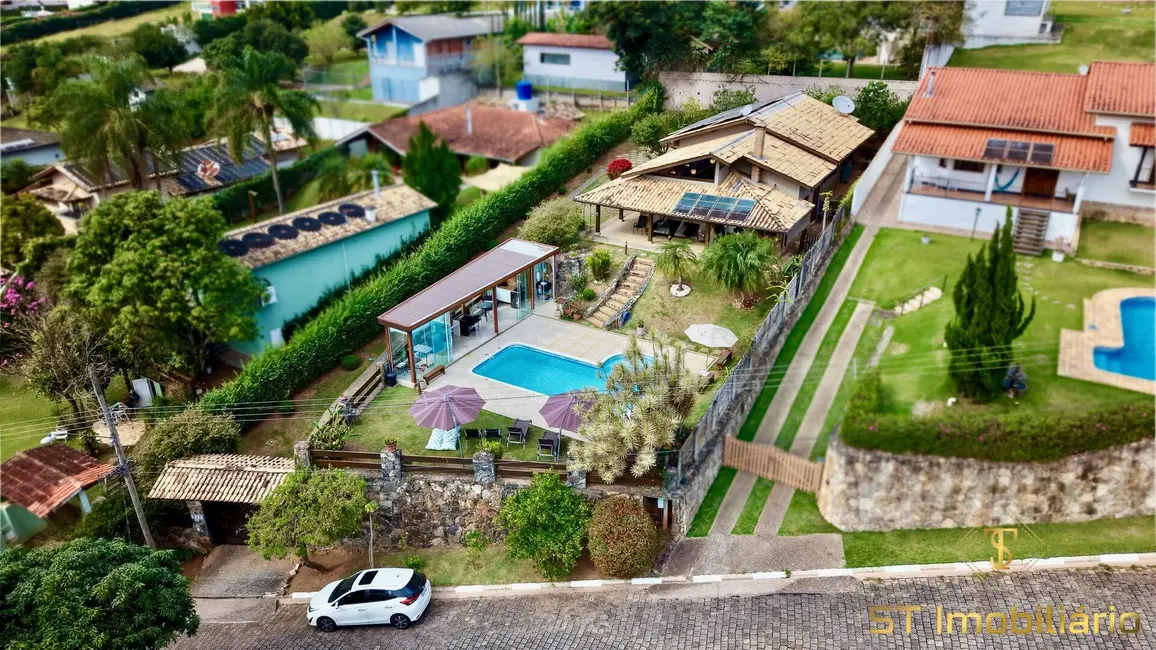 Foto 1 de Chácara com 3 quartos à venda, 975m2 em Bom Jesus Dos Perdoes - SP