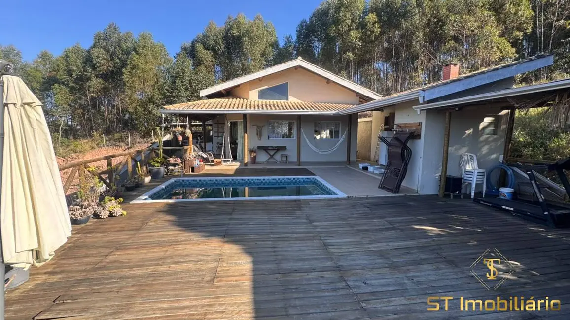 Casa com 3 quartos à venda, 427m2 em Estância Santa Maria do Portão, Atibaia - SP - imagem 8 Foto 8 de Casa com 3 quartos à venda, 427m2 em Estância Santa Maria do Portão, Atibaia - SP