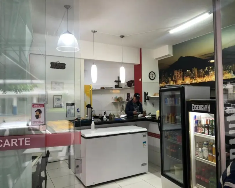 Foto 6 de Sala Comercial à venda, 120m2 em Centro, Balneario Camboriu - SC