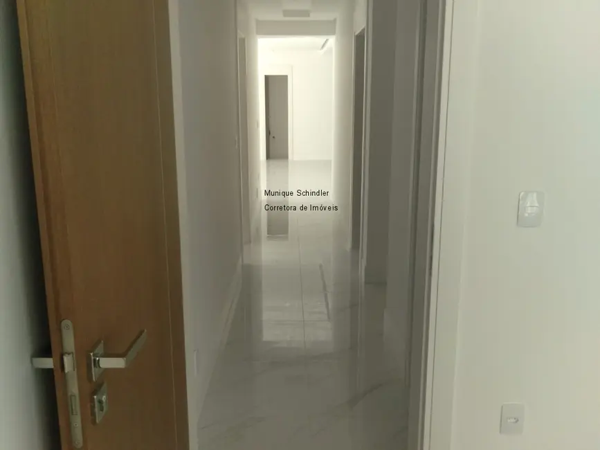 Apartamento com 4 quartos à venda em Centro, Balneario Camboriu - SC - imagem 7 Foto 7 de Apartamento com 4 quartos à venda em Centro, Balneario Camboriu - SC