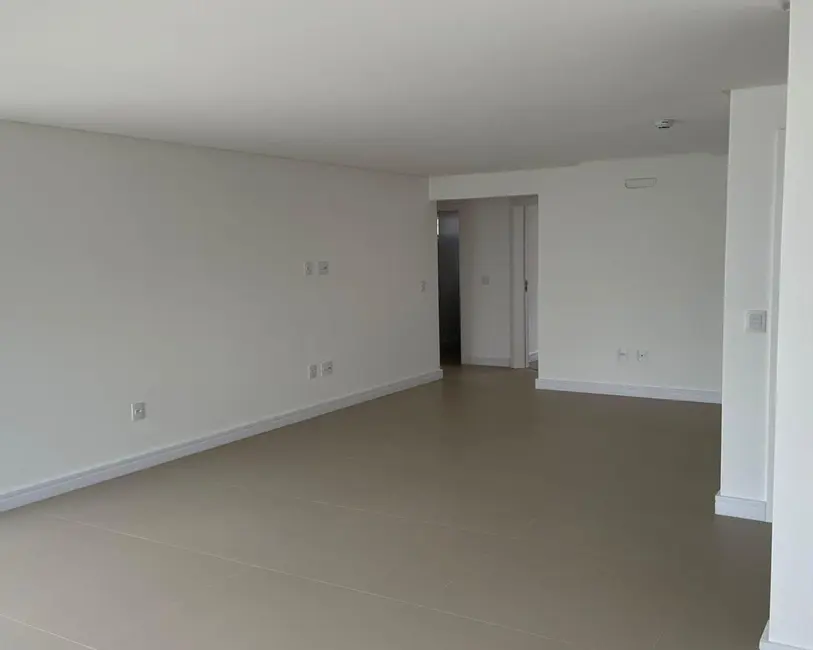 Apartamento com 3 quartos à venda, 98m2 em Centro, Balneario Camboriu - SC - imagem 5 Foto 5 de Apartamento com 3 quartos à venda, 98m2 em Centro, Balneario Camboriu - SC