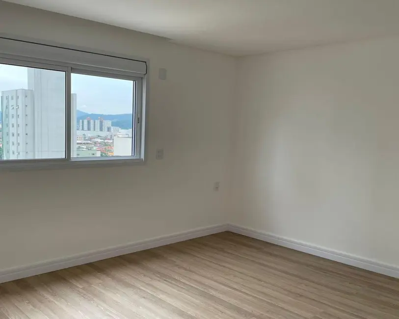 Apartamento com 3 quartos à venda, 98m2 em Centro, Balneario Camboriu - SC - imagem 7 Foto 7 de Apartamento com 3 quartos à venda, 98m2 em Centro, Balneario Camboriu - SC