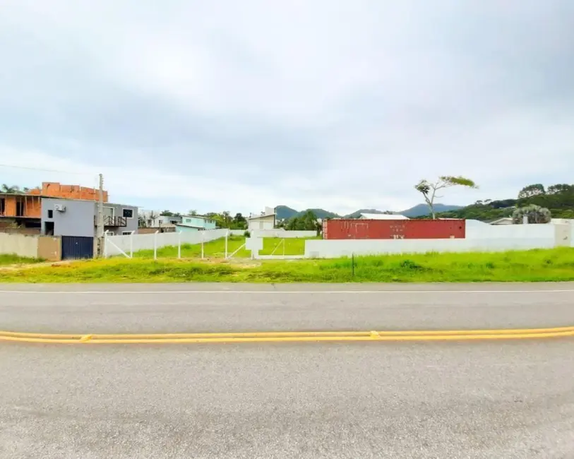 Terreno / Lote à venda, 720m2 em Praia do Estaleiro, Balneario Camboriu - SC - imagem 3 Foto 3 de Terreno / Lote à venda, 720m2 em Praia do Estaleiro, Balneario Camboriu - SC