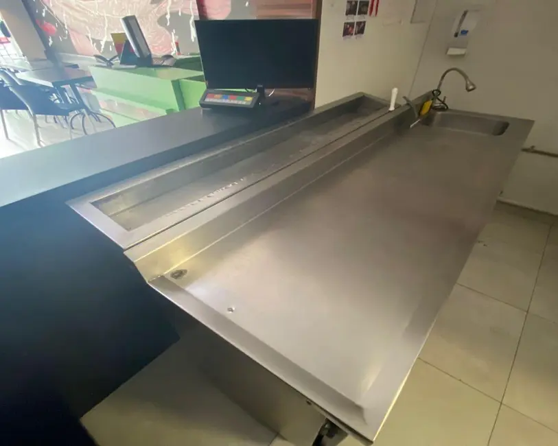 Foto 3 de Sala Comercial à venda, 75m2 em Centro, Balneario Camboriu - SC