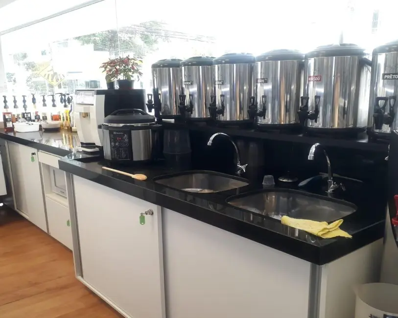 Sala Comercial à venda, 50m2 em Centro, Balneario Camboriu - SC - imagem 8 Foto 8 de Sala Comercial à venda, 50m2 em Centro, Balneario Camboriu - SC