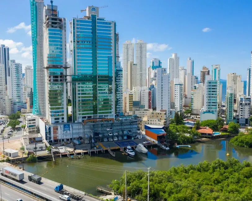 Foto 1 de Apartamento com 3 quartos à venda, 182m2 em Centro, Balneario Camboriu - SC