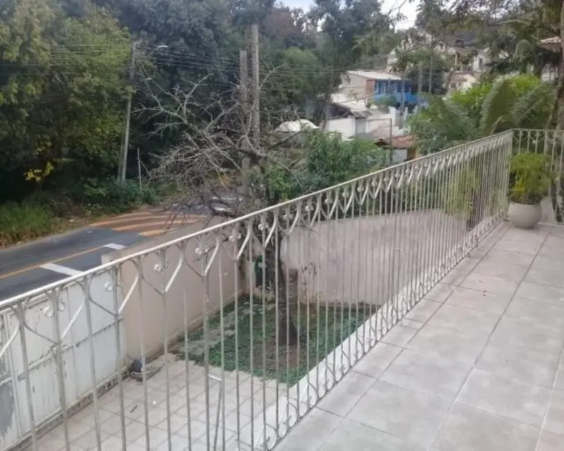 Foto 5 de Casa com 3 quartos à venda, 140m2 em Barreirinha, Curitiba - PR