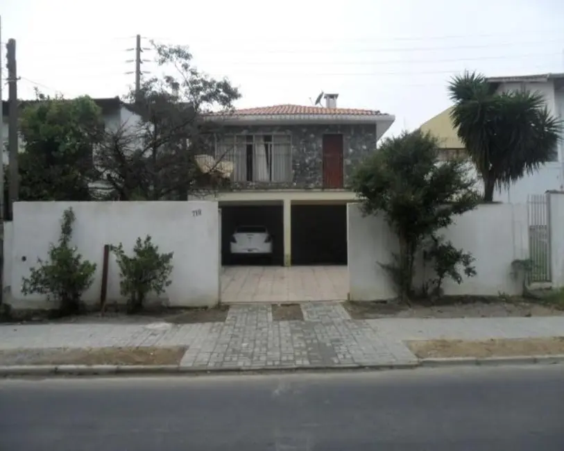 Foto 2 de Casa com 3 quartos à venda, 140m2 em Barreirinha, Curitiba - PR