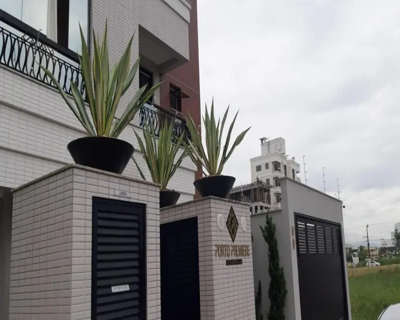 Foto 3 de Apartamento com 2 quartos à venda, 76m2 em Porto Belo - SC