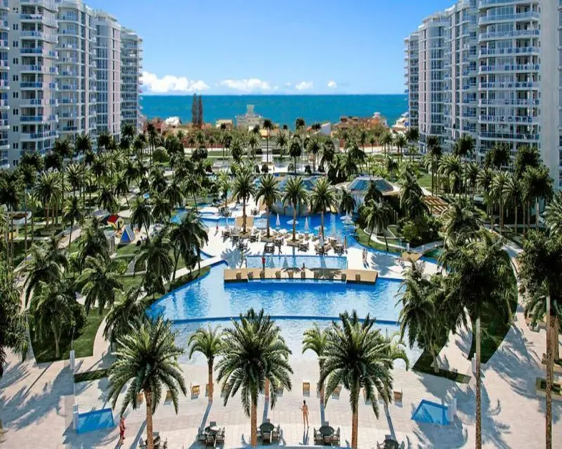 Apartamento com 4 quartos à venda, 226m2 em Itajai - SC - imagem 1 Foto 1 de Apartamento com 4 quartos à venda, 226m2 em Itajai - SC