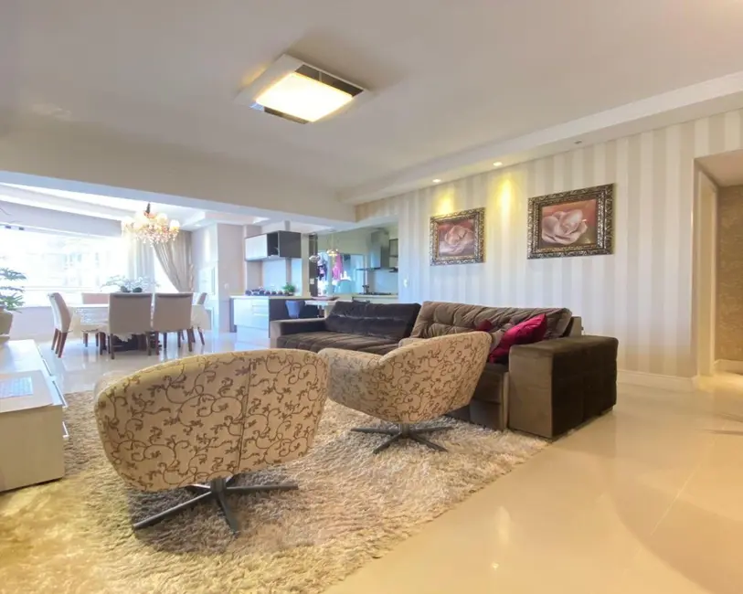 Apartamento com 3 quartos à venda, 140m2 em Balneario Camboriu - SC - imagem 4 Foto 4 de Apartamento com 3 quartos à venda, 140m2 em Balneario Camboriu - SC