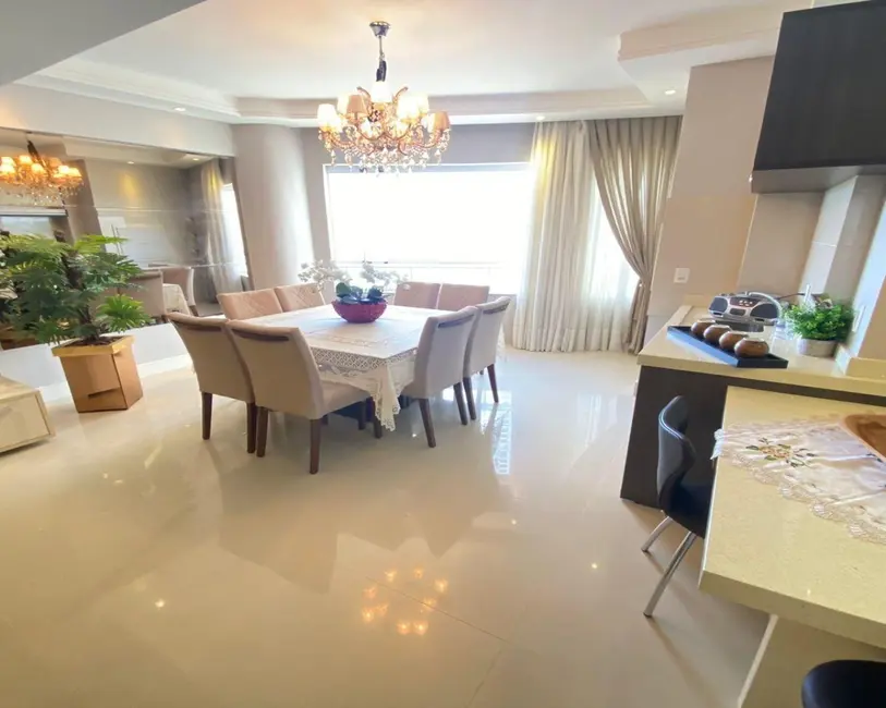 Apartamento com 3 quartos à venda, 140m2 em Balneario Camboriu - SC - imagem 8 Foto 8 de Apartamento com 3 quartos à venda, 140m2 em Balneario Camboriu - SC