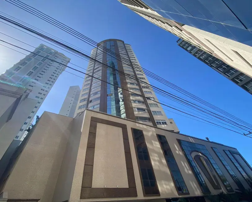 Apartamento com 3 quartos à venda, 140m2 em Balneario Camboriu - SC - imagem 1 Foto 1 de Apartamento com 3 quartos à venda, 140m2 em Balneario Camboriu - SC