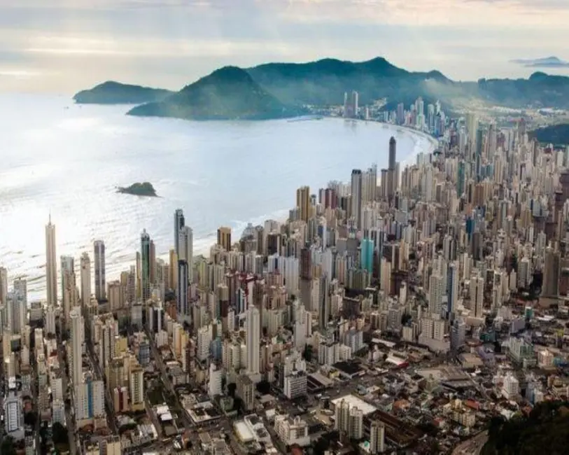 Apartamento com 2 quartos à venda, 61m2 em Ariribá, Balneario Camboriu - SC - imagem 9 Foto 9 de Apartamento com 2 quartos à venda, 61m2 em Ariribá, Balneario Camboriu - SC