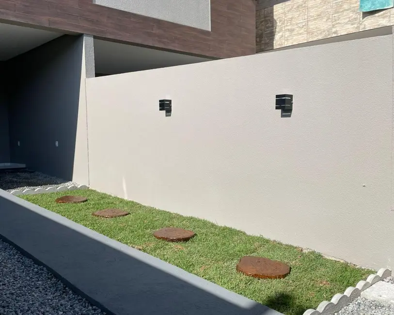 Foto 2 de Casa com 3 quartos à venda, 109m2 em Itapema - SC