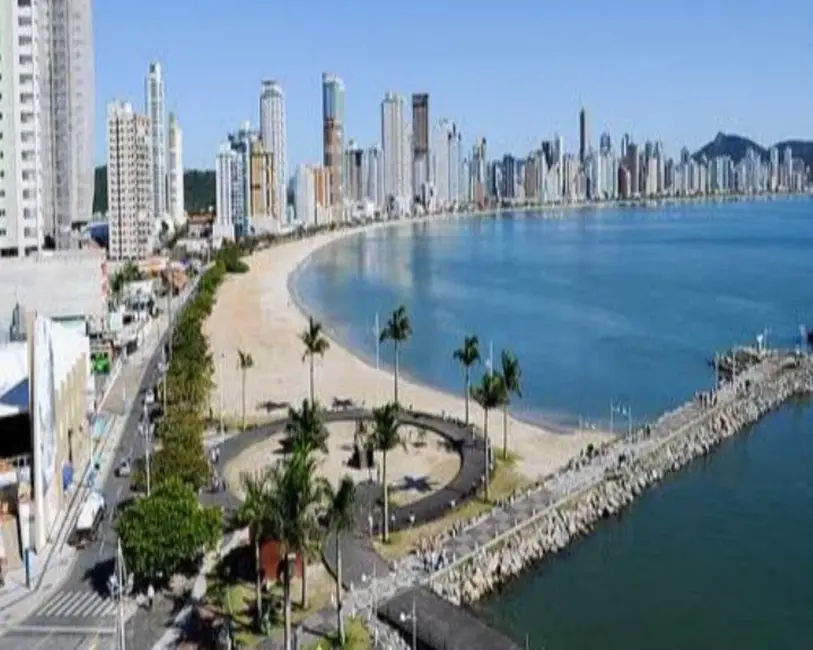 Sala Comercial à venda, 420m2 em Centro, Balneario Camboriu - SC - imagem 5 Foto 5 de Sala Comercial à venda, 420m2 em Centro, Balneario Camboriu - SC