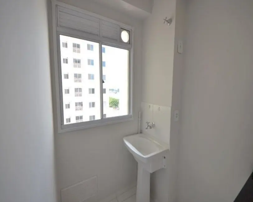 Apartamento com 3 quartos à venda, 60m2 em Pinheirinho, Curitiba - PR - imagem 3 Foto 3 de Apartamento com 3 quartos à venda, 60m2 em Pinheirinho, Curitiba - PR