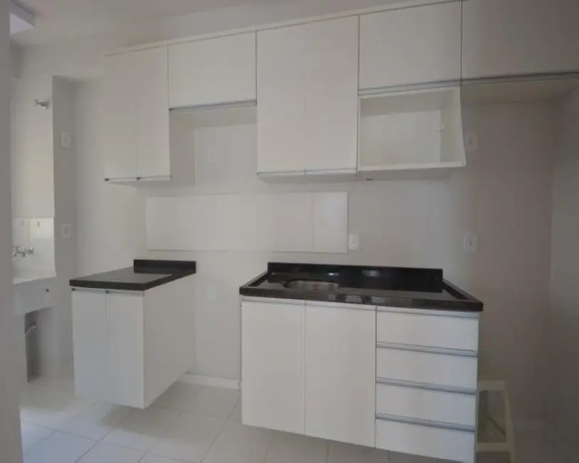 Apartamento com 3 quartos à venda, 60m2 em Pinheirinho, Curitiba - PR - imagem 6 Foto 6 de Apartamento com 3 quartos à venda, 60m2 em Pinheirinho, Curitiba - PR