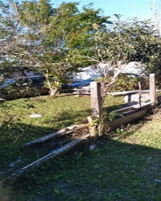 Terreno / Lote à venda, 450m2 em Praia do Estaleiro, Balneario Camboriu - SC - imagem 4 Foto 4 de Terreno / Lote à venda, 450m2 em Praia do Estaleiro, Balneario Camboriu - SC