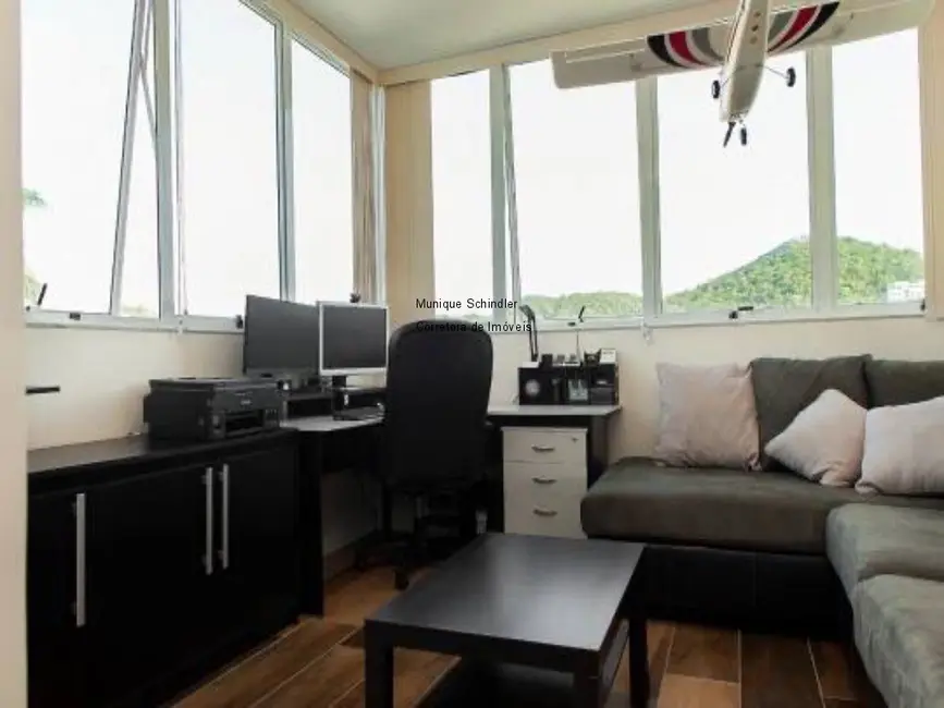 Casa de Condomínio com 4 quartos à venda, 450m2 em Itajai - SC - imagem 8 Foto 8 de Casa de Condomínio com 4 quartos à venda, 450m2 em Itajai - SC