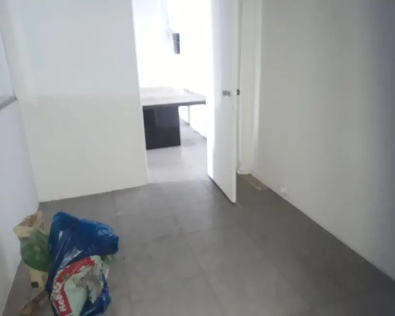 Sala Comercial para alugar, 350m2 em Centro, Balneario Camboriu - SC - imagem 7 Foto 7 de Sala Comercial para alugar, 350m2 em Centro, Balneario Camboriu - SC