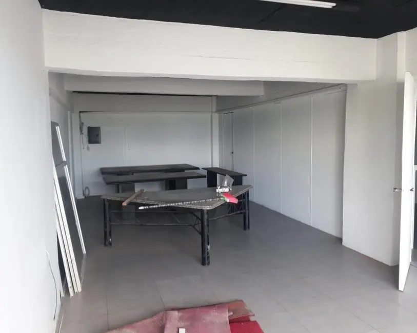 Sala Comercial para alugar, 350m2 em Centro, Balneario Camboriu - SC - imagem 8 Foto 8 de Sala Comercial para alugar, 350m2 em Centro, Balneario Camboriu - SC