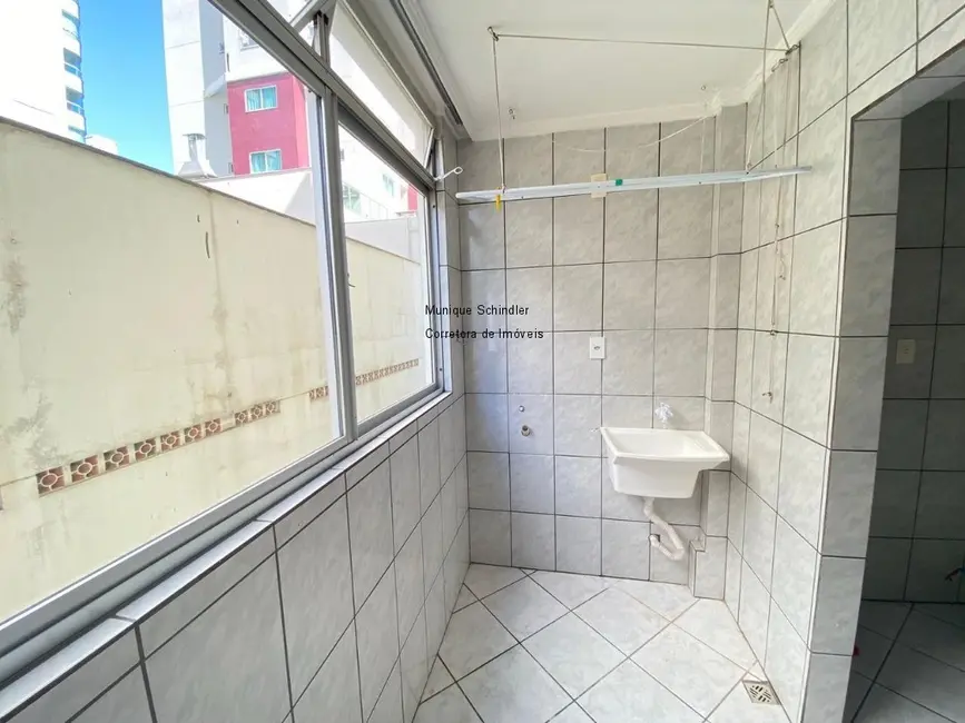 Apartamento com 2 quartos à venda, 82m2 em Centro, Balneario Camboriu - SC - imagem 6 Foto 6 de Apartamento com 2 quartos à venda, 82m2 em Centro, Balneario Camboriu - SC