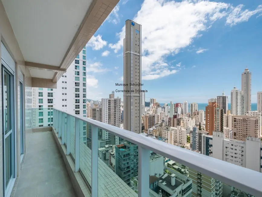 Apartamento com 4 quartos à venda, 353m2 em Centro, Balneario Camboriu - SC - imagem 5 Foto 5 de Apartamento com 4 quartos à venda, 353m2 em Centro, Balneario Camboriu - SC