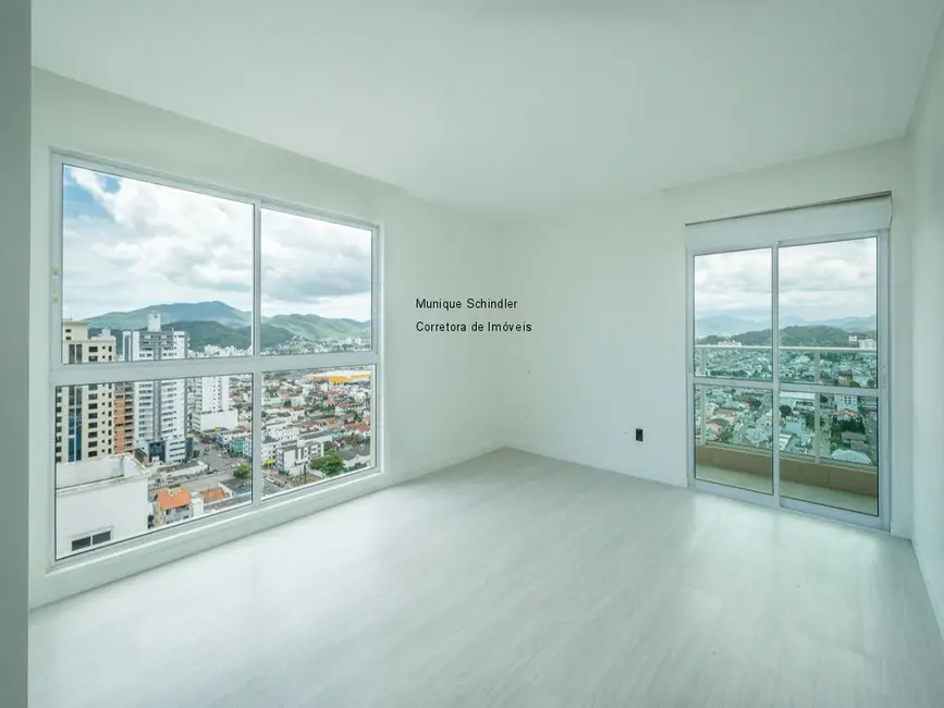 Apartamento com 4 quartos à venda, 353m2 em Centro, Balneario Camboriu - SC - imagem 9 Foto 9 de Apartamento com 4 quartos à venda, 353m2 em Centro, Balneario Camboriu - SC