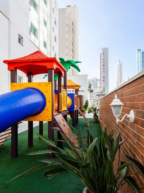 Apartamento com 4 quartos à venda, 150m2 em Centro, Balneario Camboriu - SC - imagem 7 Foto 7 de Apartamento com 4 quartos à venda, 150m2 em Centro, Balneario Camboriu - SC