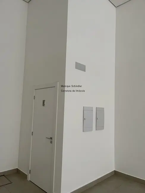 Sala Comercial para alugar, 59m2 em Centro, Balneario Camboriu - SC - imagem 4 Foto 4 de Sala Comercial para alugar, 59m2 em Centro, Balneario Camboriu - SC