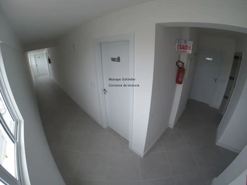 Foto 1 de Sala Comercial para alugar, 39m2 em Ariribá, Balneario Camboriu - SC