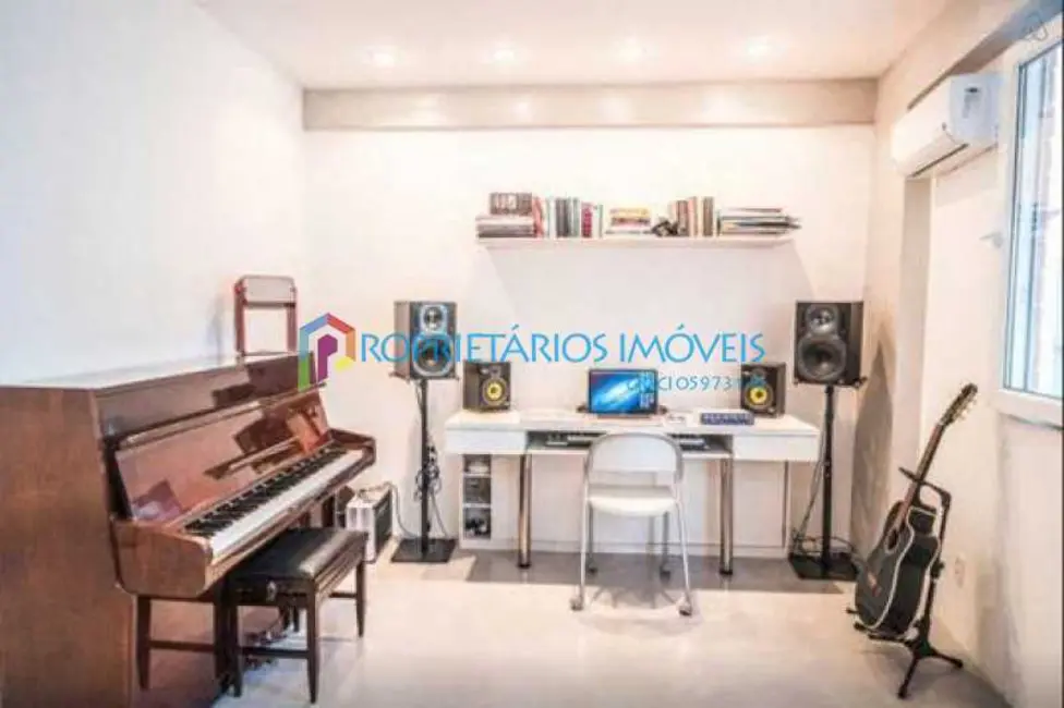 Foto 3 de Apartamento com 2 quartos à venda, 70m2 em Rio De Janeiro - RJ