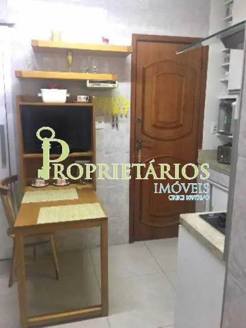 Foto 2 de Apartamento com 3 quartos à venda em Rio De Janeiro - RJ