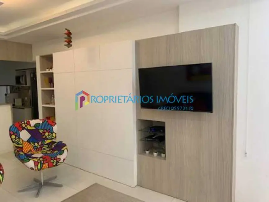 Foto 4 de Apartamento com 3 quartos à venda em Rio De Janeiro - RJ