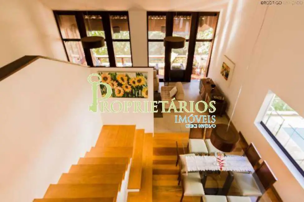 Foto 2 de Casa com 5 quartos à venda e para alugar, 402m2 em Rio De Janeiro - RJ